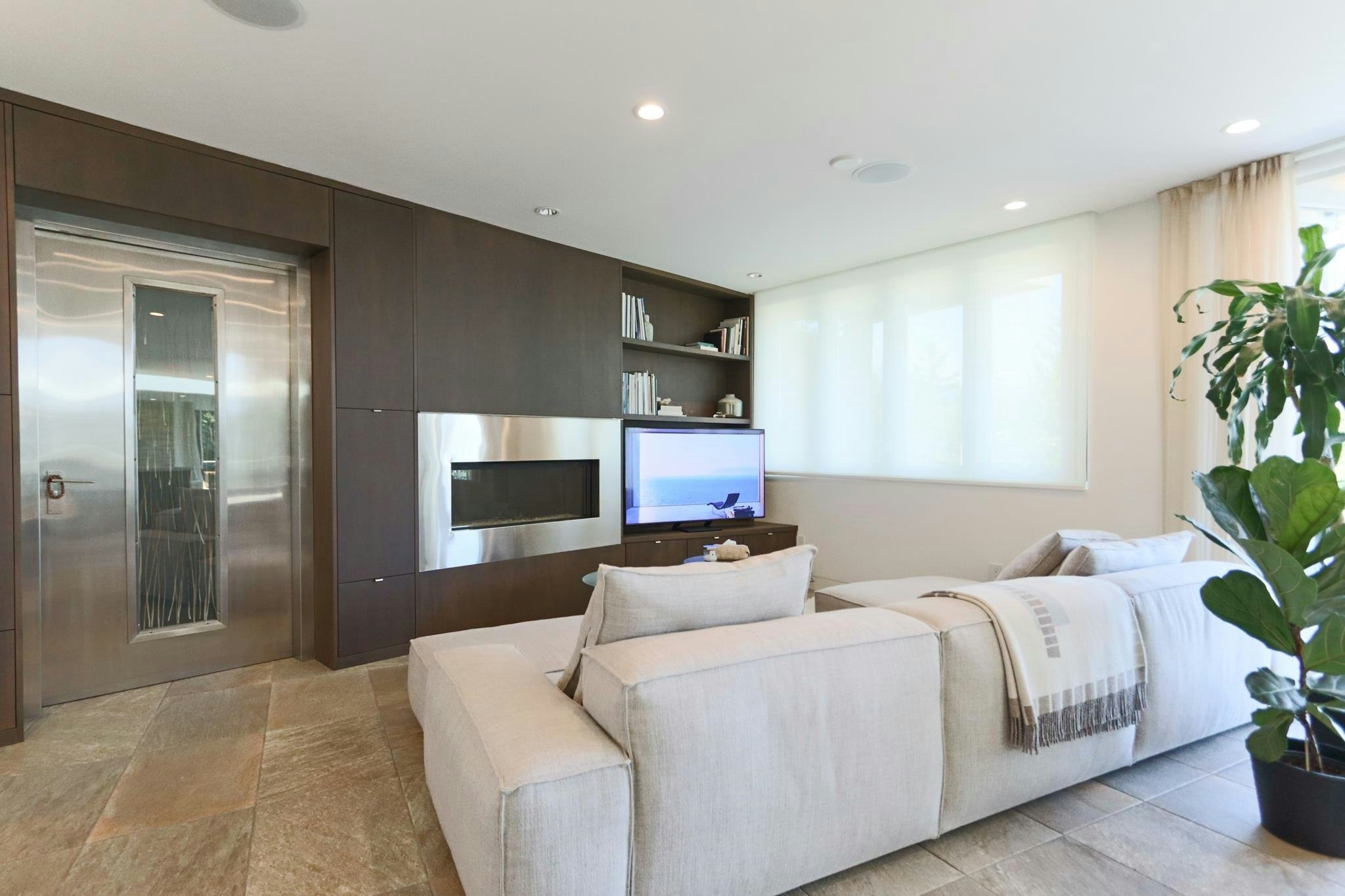 6173 Nelson Avenue, West Vancouver, BC, V7W 2A1 - 12