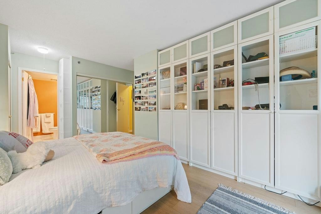 404-238 Alvin Narod Mews, Vancouver, BC, V6B 5Z3 - 16