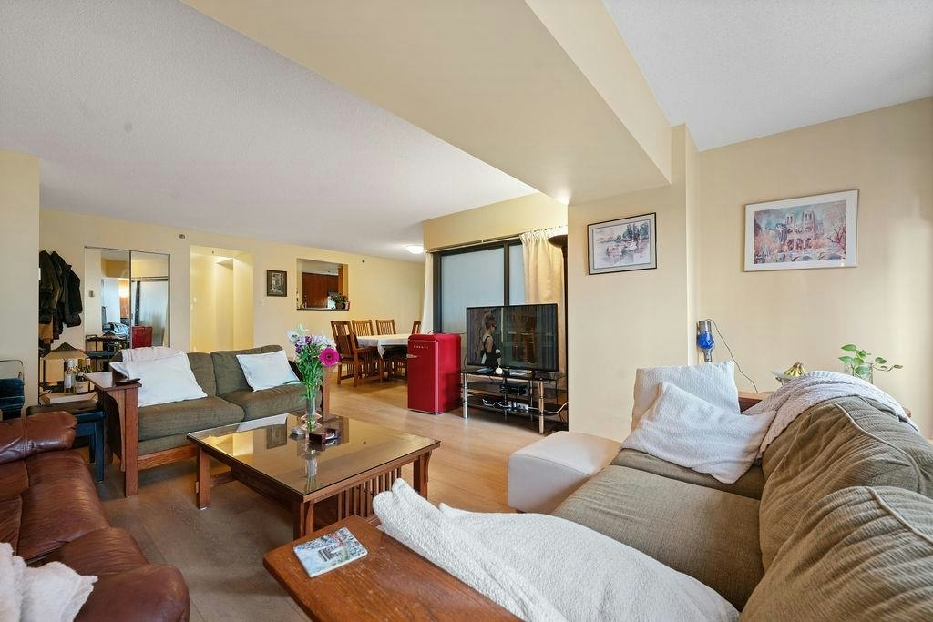 404-238 Alvin Narod Mews, Vancouver, BC, V6B 5Z3 - 8