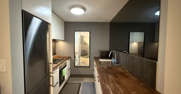101-985 W 10th Avenue, Vancouver, BC, V5Z 1L9 - 3