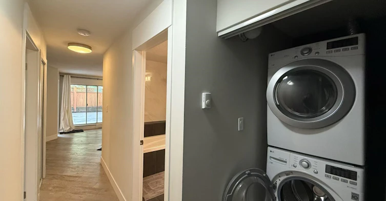 101-985 W 10th Avenue, Vancouver, BC, V5Z 1L9 - 13