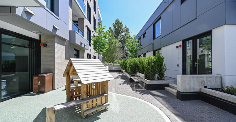 2xx-6859 Cambie Street, Vancouver, BC, V6P 3H1 - 13