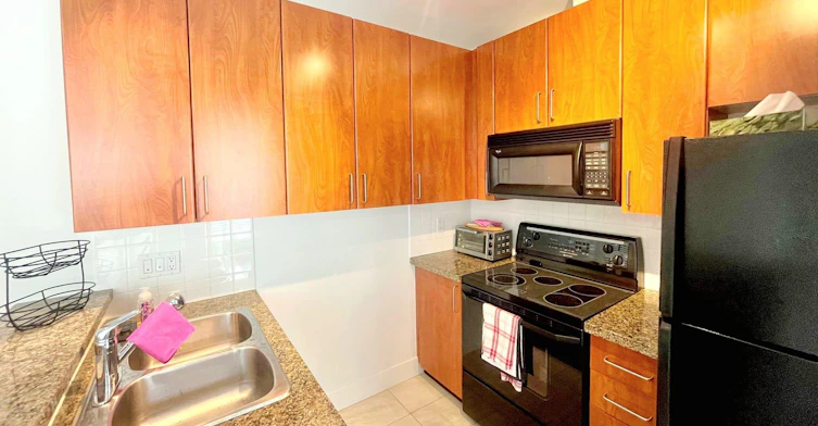 2680 Arbutus Street, Vancouver, BC, V6J 5L8 - 2