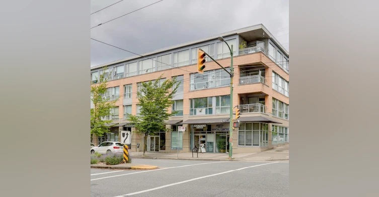 2680 Arbutus Street, Vancouver, BC, V6J 5L8 - 13
