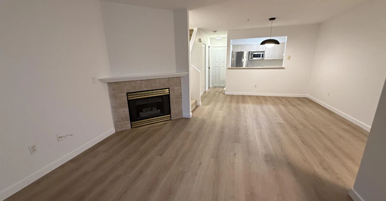57-3436 Terra Vita Place, Vancouver, BC, V5K 5H6 - 3