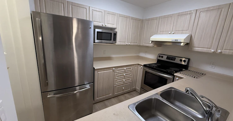 57-3436 Terra Vita Place, Vancouver, BC, V5K 5H6 - 9