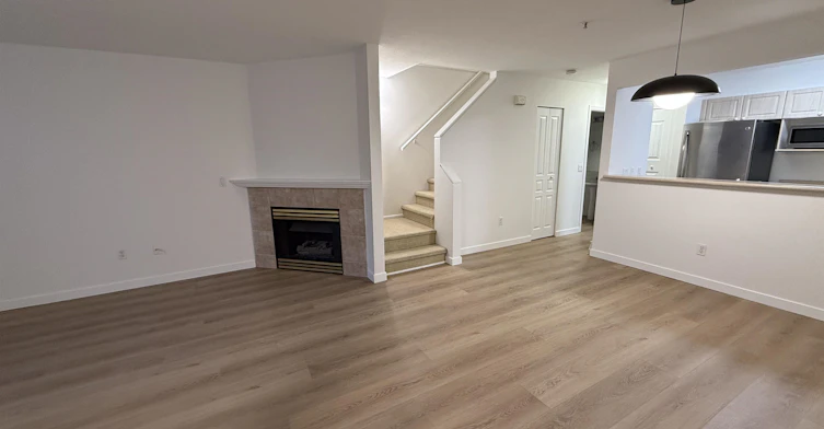 57-3436 Terra Vita Place, Vancouver, BC, V5K 5H6 - 4
