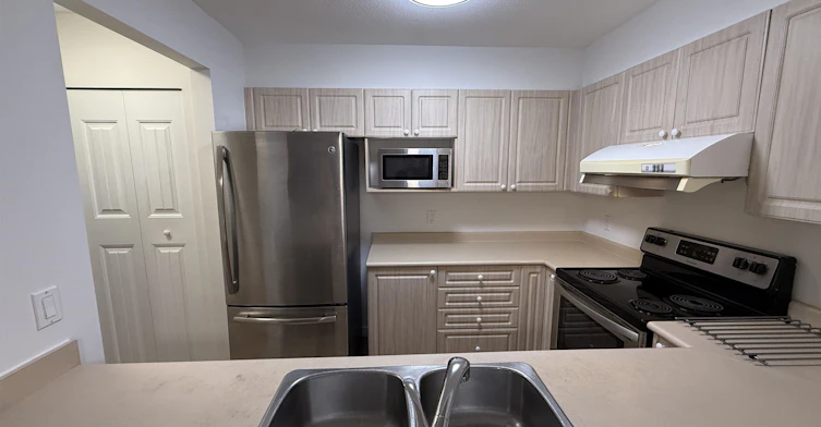 57-3436 Terra Vita Place, Vancouver, BC, V5K 5H6 - 5