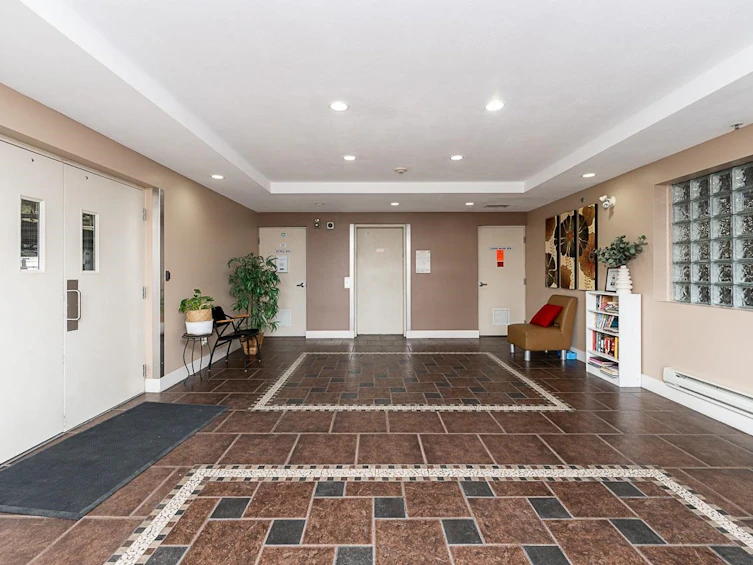 204-46021 Second Avenue, Chilliwack, BC, V2P 1S6 - 4