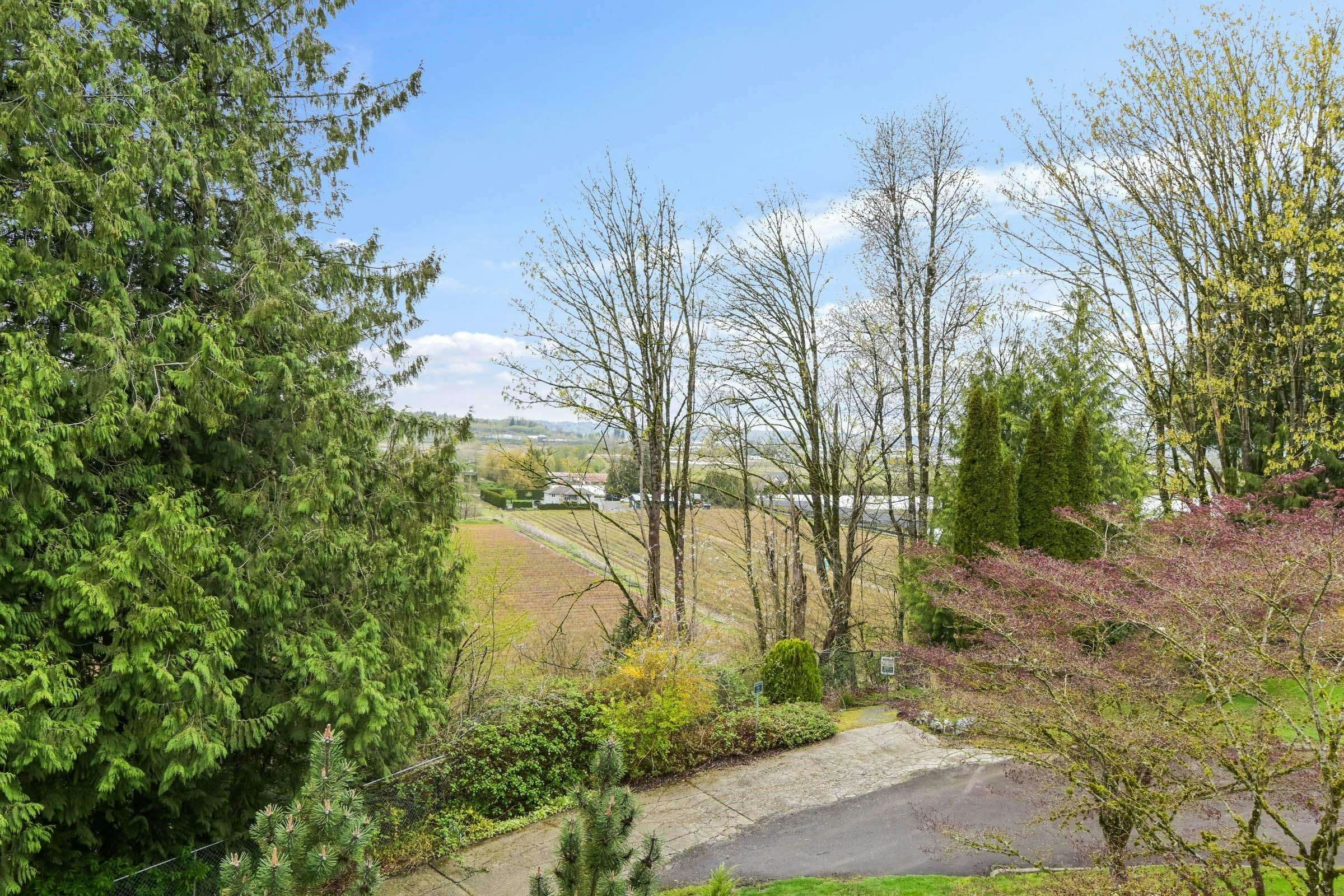 135-4001 Old Clayburn Road, Abbotsford, BC, V3G 1C5 - 27