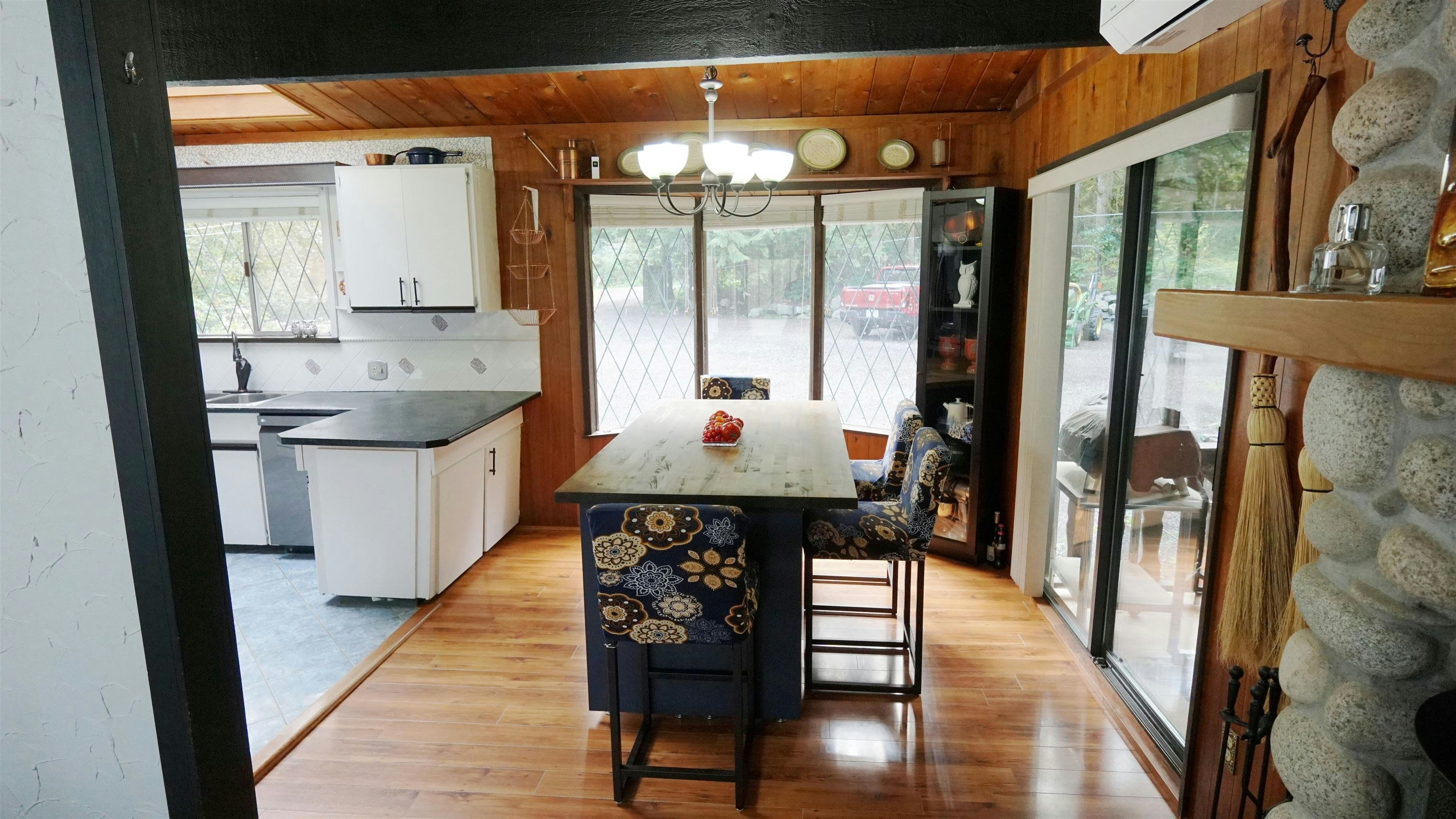 25855 112 Avenue - 4