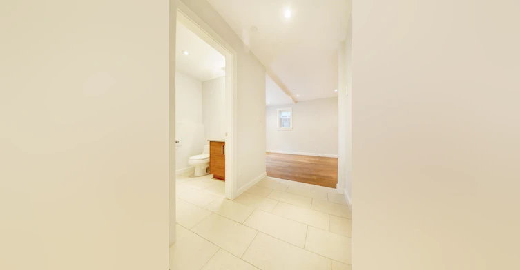2-1130 E 14th Avenue, Vancouver, BC, V5T 2P3 - 16