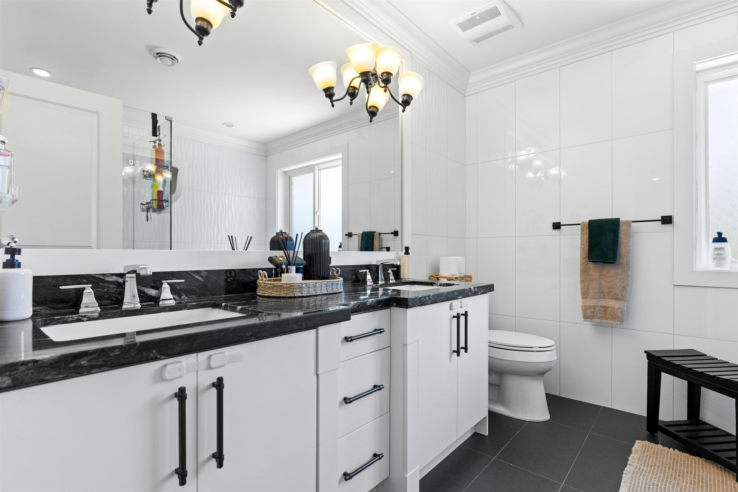 18080 67 Avenue, Surrey, BC, V3S 8C3 - 27