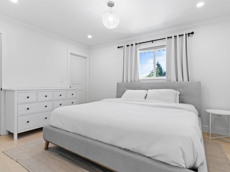 18080 67 Avenue, Surrey, BC, V3S 8C3 - 17