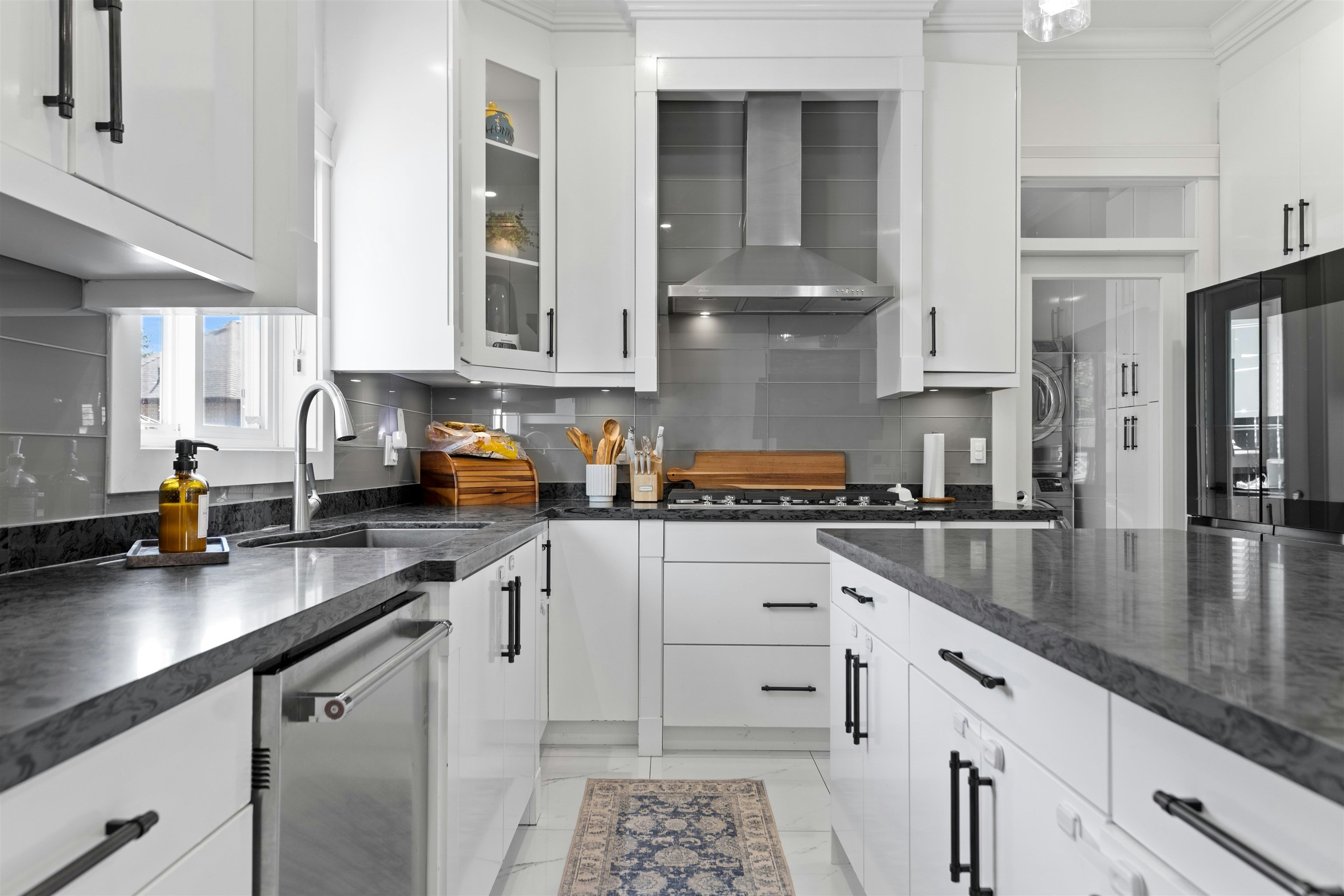 18080 67 Avenue, Surrey, BC, V3S 8C3 - 11
