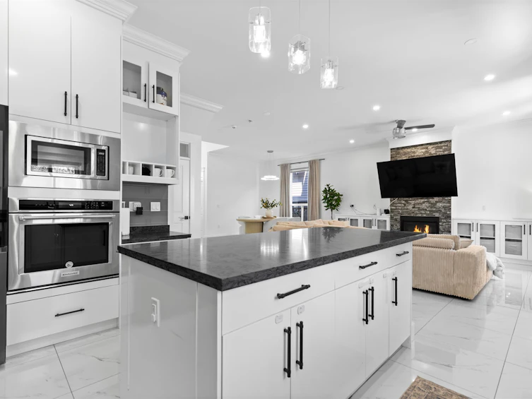 18080 67 Avenue, Surrey, BC, V3S 8C3 - 24