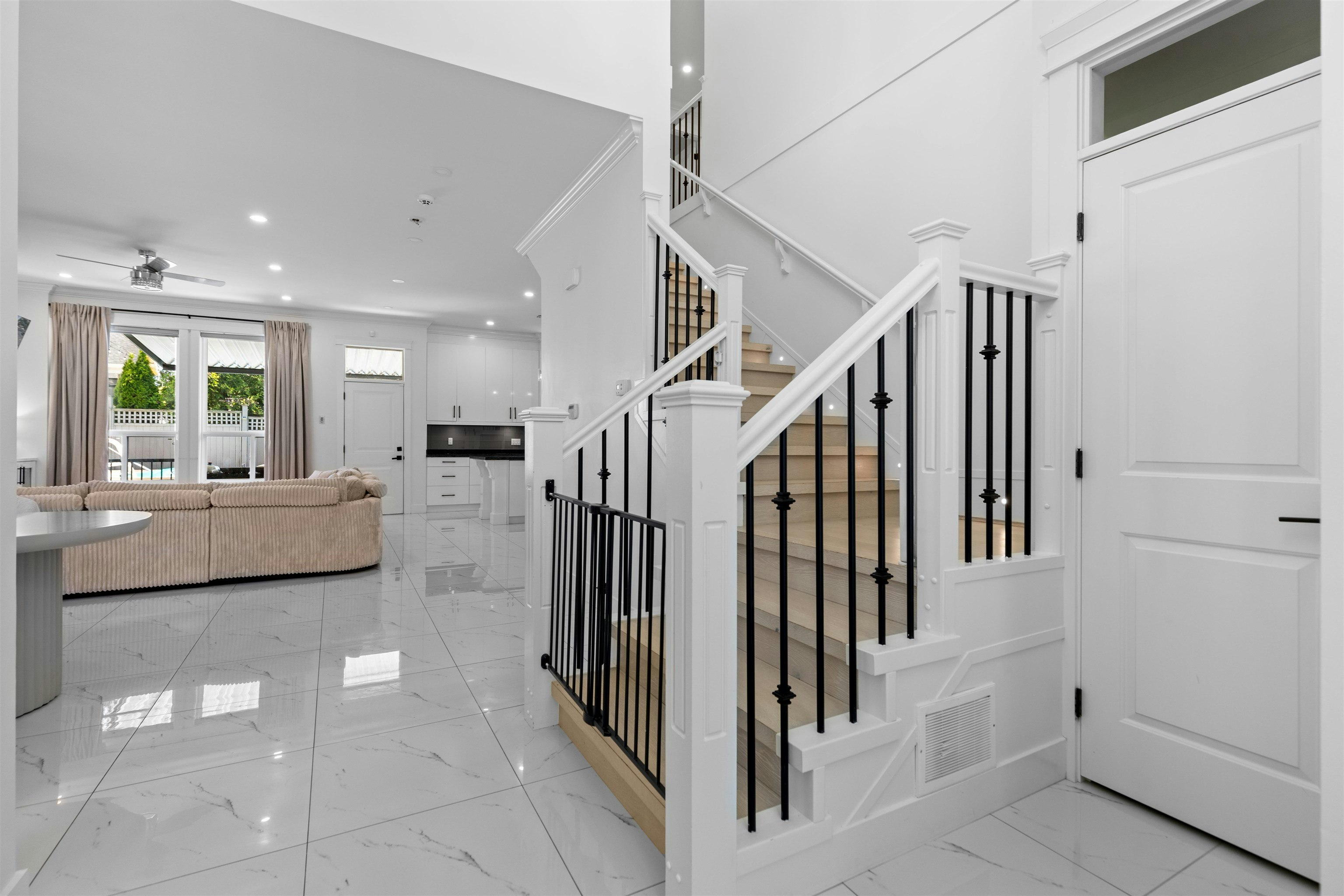 18080 67 Avenue, Surrey, BC, V3S 8C3 - 12