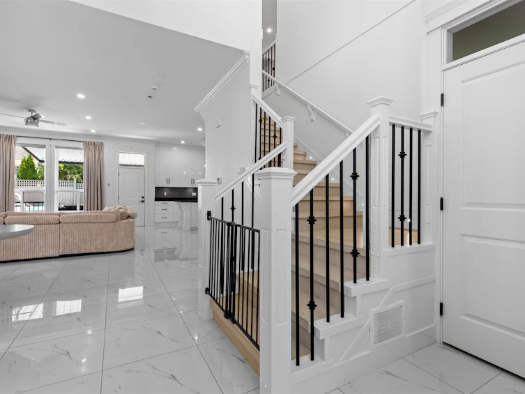 18080 67 Avenue, Surrey, BC, V3S 8C3 - 12
