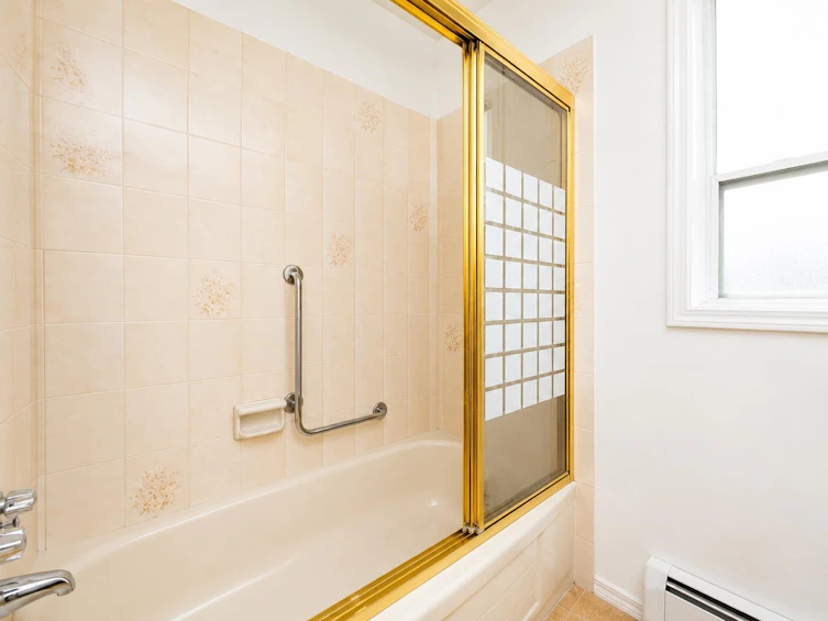 9493 Fletcher Street, Chilliwack, BC, V2P 7V4 - 9