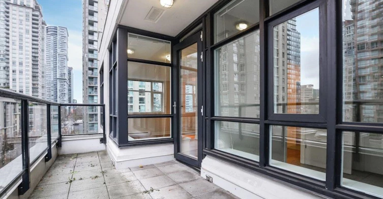 706-988 Richards Street, Vancouver, BC, V6B 8R2 - 11