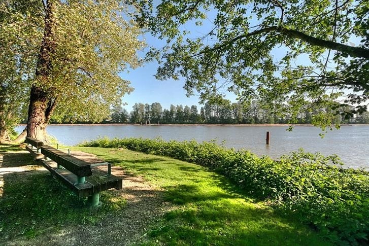 911-2763 Chandlery Place, Vancouver, BC, V5S 4V4