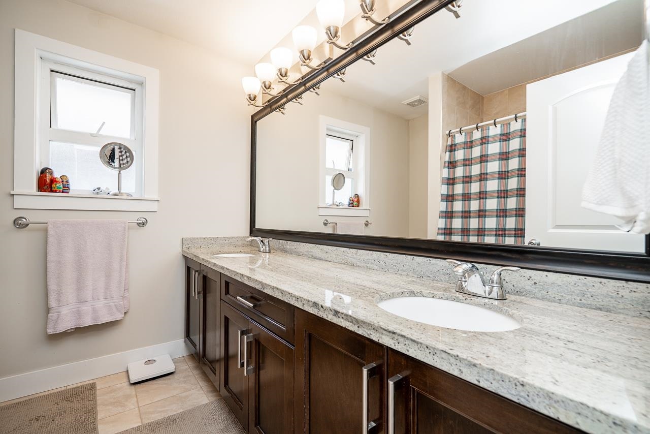 19338 72a Avenue, Surrey, BC, V4N 5X9 - 25