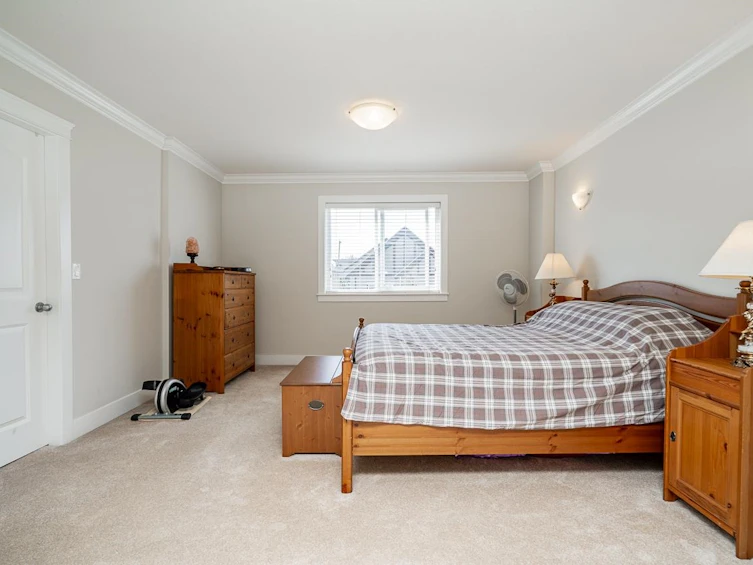 19338 72a Avenue, Surrey, BC, V4N 5X9 - 15
