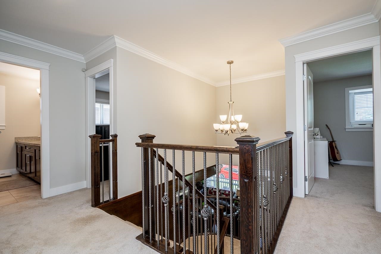 19338 72a Avenue, Surrey, BC, V4N 5X9 - 19
