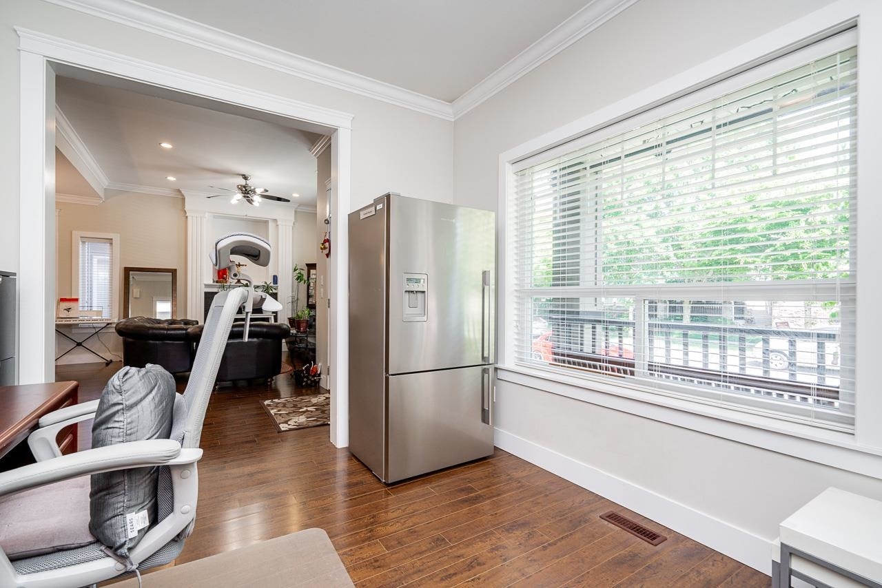 19338 72a Avenue, Surrey, BC, V4N 5X9 - 30