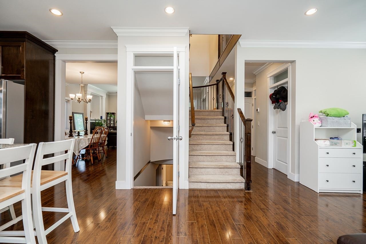 19338 72a Avenue, Surrey, BC, V4N 5X9 - 14