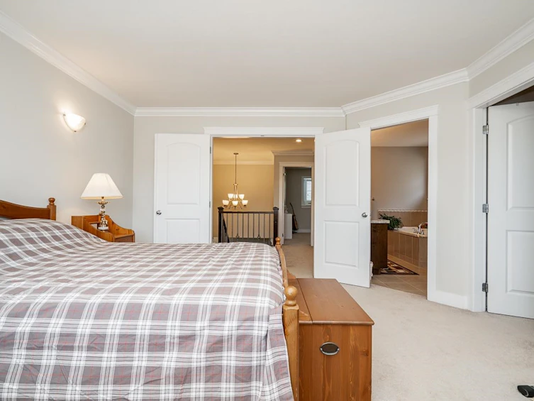 19338 72a Avenue, Surrey, BC, V4N 5X9 - 16