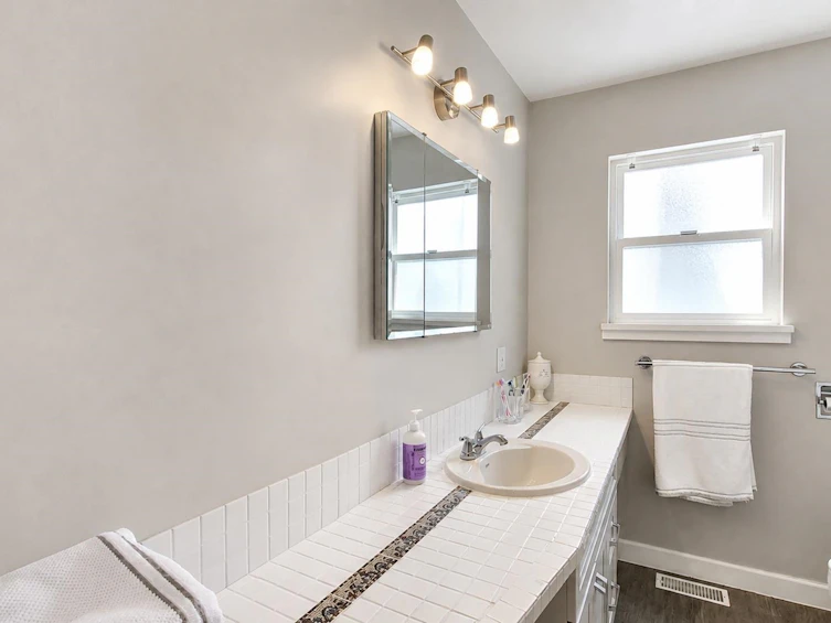 4551 47th Street, Delta, BC, V4K 2N5 - 30