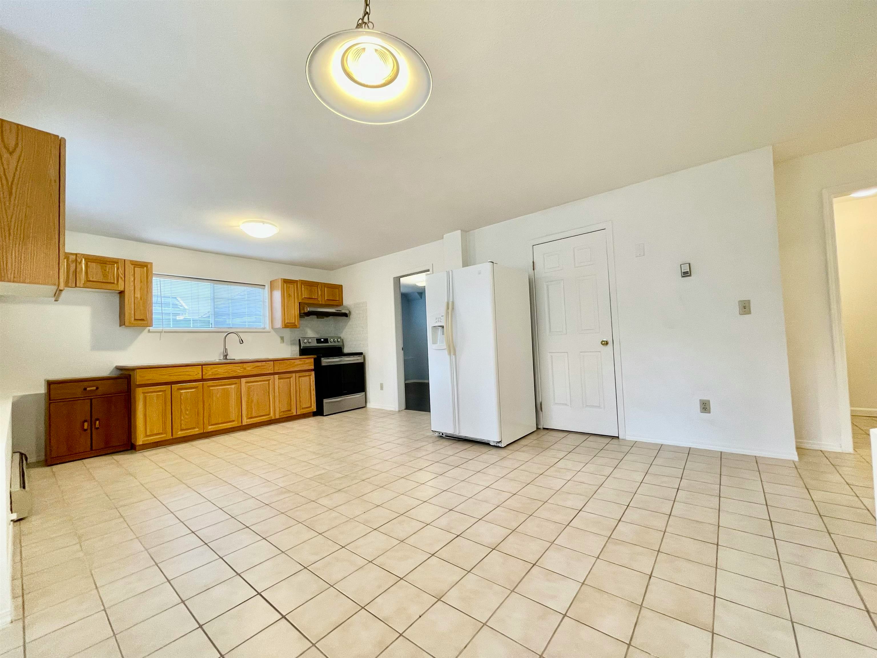lower level-1073x Walnut Close, Surrey, BC, V4N 1W2 - 7