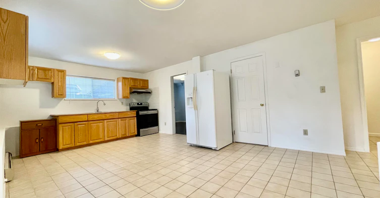 lower level-1073x Walnut Close, Surrey, BC, V4N 1W2 - 7