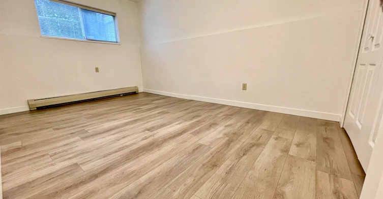 lower level-1073x Walnut Close, Surrey, BC, V4N 1W2 - 9