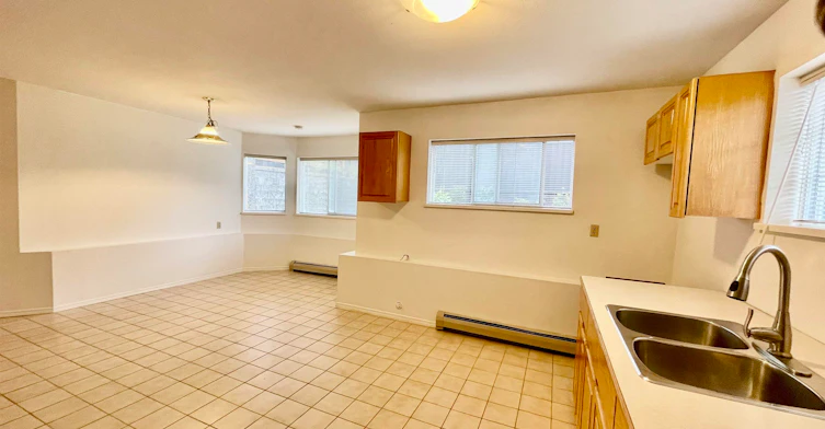 lower level-1073x Walnut Close, Surrey, BC, V4N 1W2 - 5