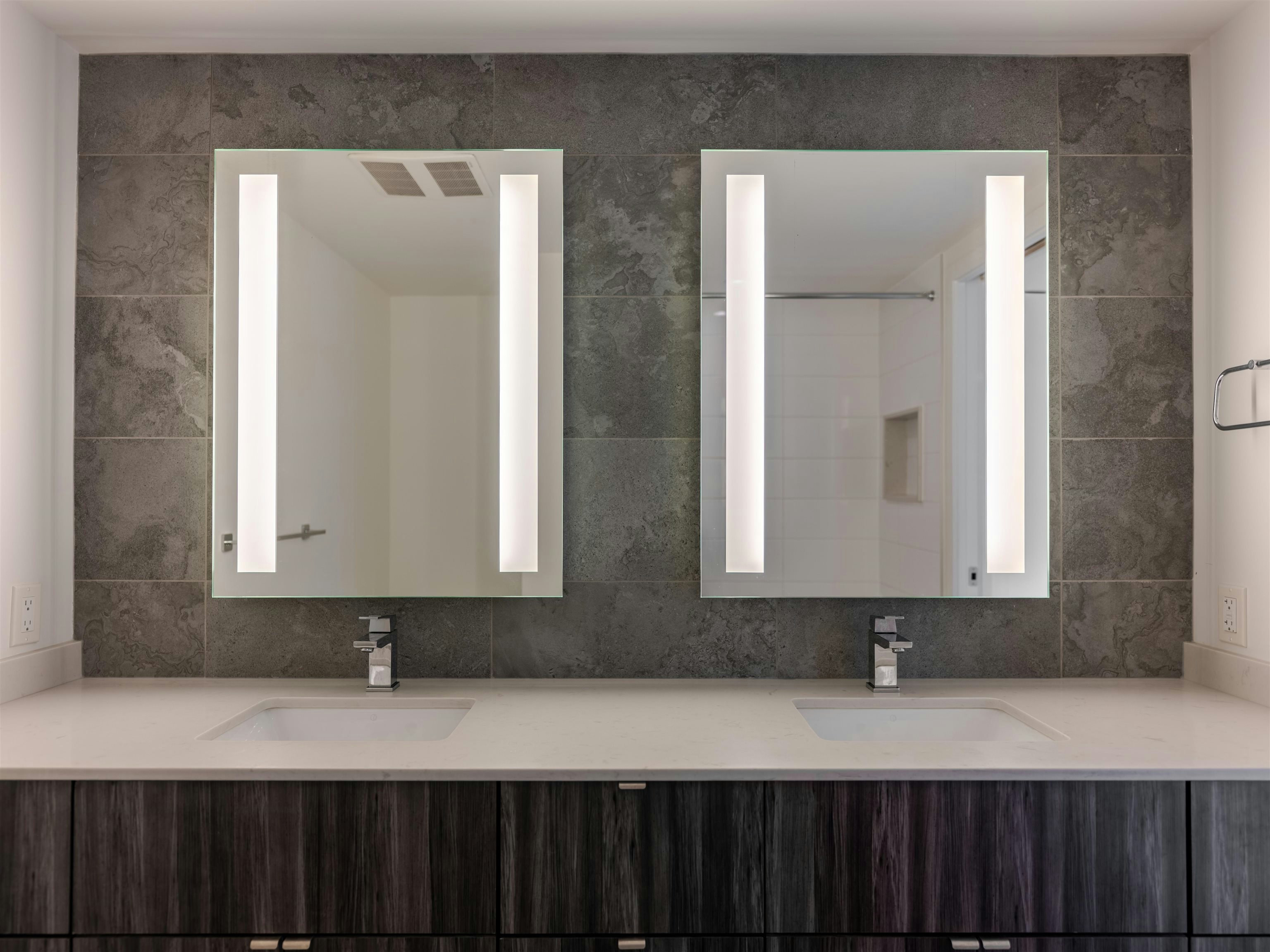 706-1788 Columbia Street, Vancouver, BC, V5Y 0L7 - 8