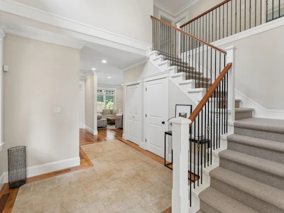 4904 Chalet Place - 3