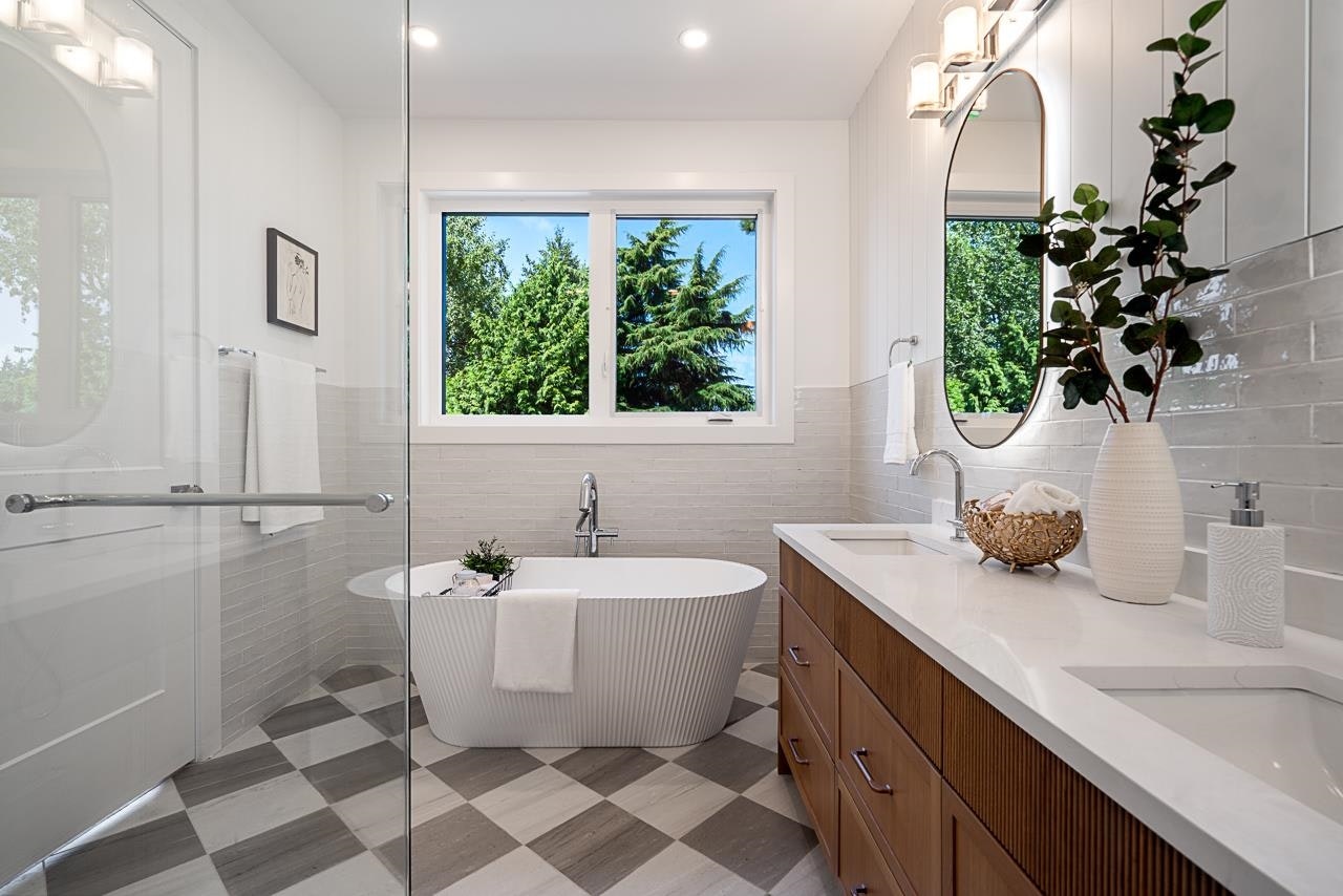 1735 Enderby Avenue, Delta, BC, V4L 1S9 - 24