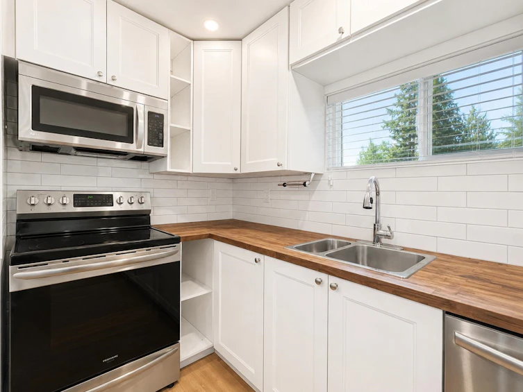 33625 Ferndale Avenue, Mission, BC, V2V 7G4 - 9