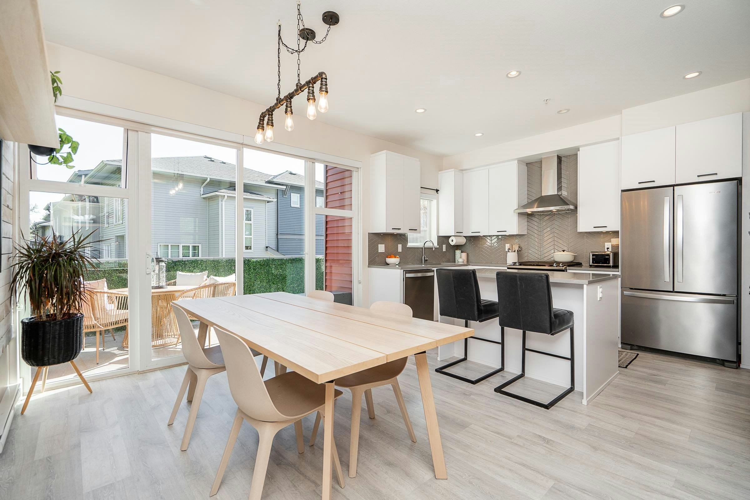 6-24076 112 Avenue, Maple Ridge, BC, V2W 0K2 - 2