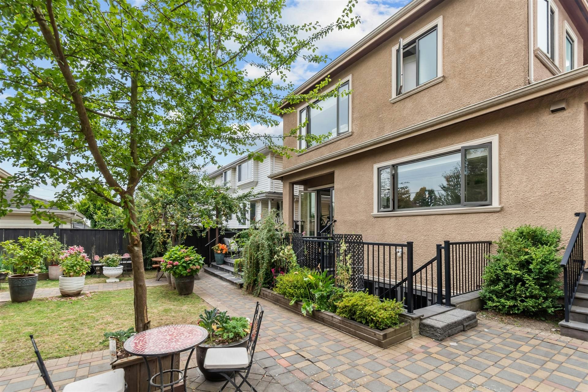 5578 Elizabeth Street, Vancouver, BC, V5Y 3J9 - 25