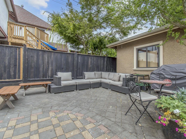 5578 Elizabeth Street, Vancouver, BC, V5Y 3J9 - 12