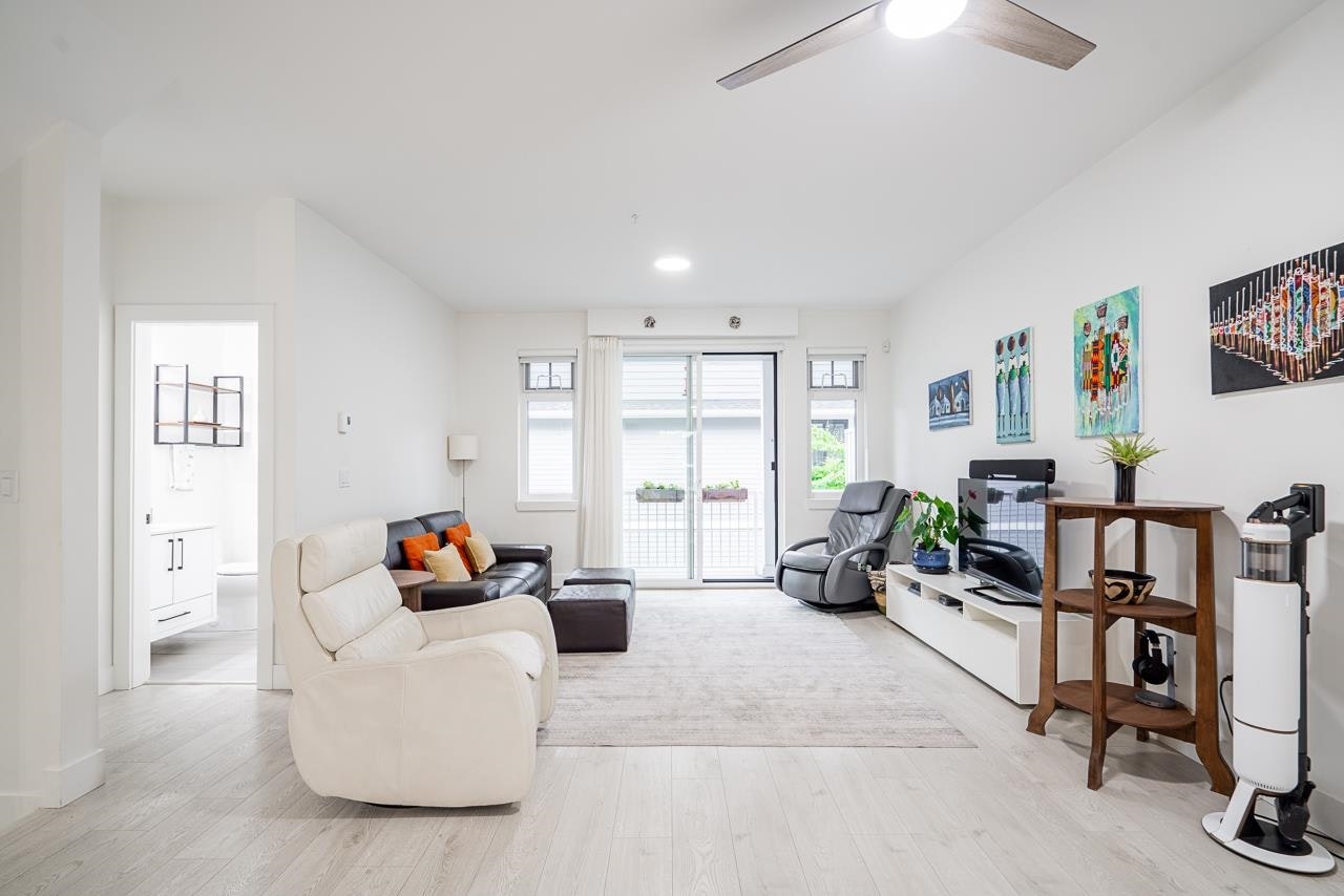 4-789 Ota Avenue, New Westminster, BC, V3M 0M7 - 3