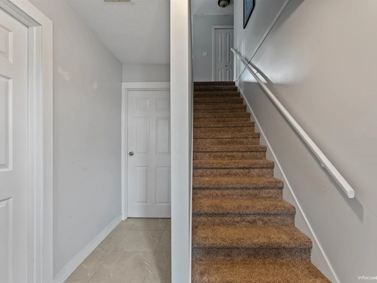 20445 Thorne Avenue, Maple Ridge, BC, V2X 8V1 - 10