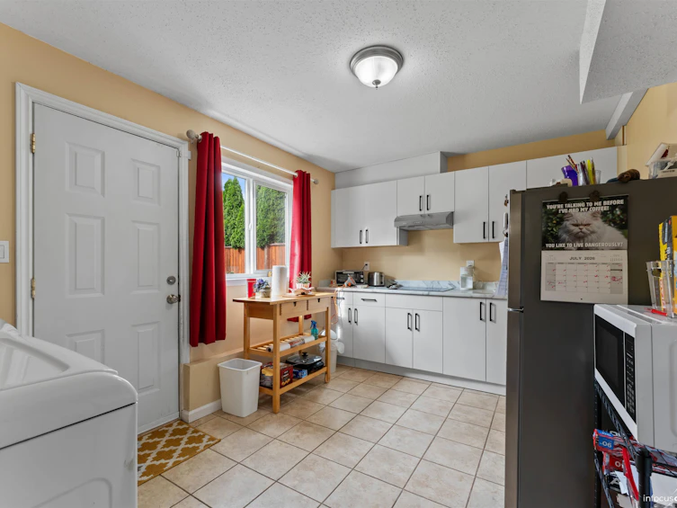 20445 Thorne Avenue, Maple Ridge, BC, V2X 8V1 - 5