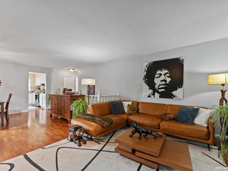 20445 Thorne Avenue, Maple Ridge, BC, V2X 8V1 - 15