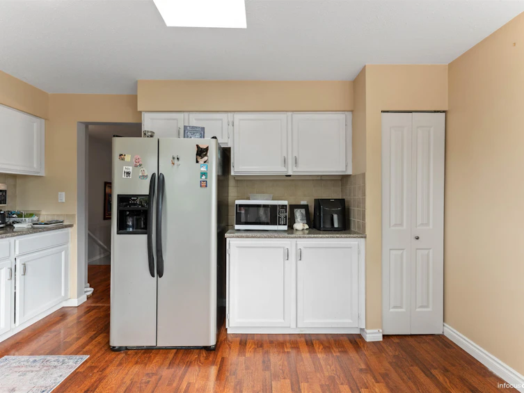 20445 Thorne Avenue, Maple Ridge, BC, V2X 8V1 - 25