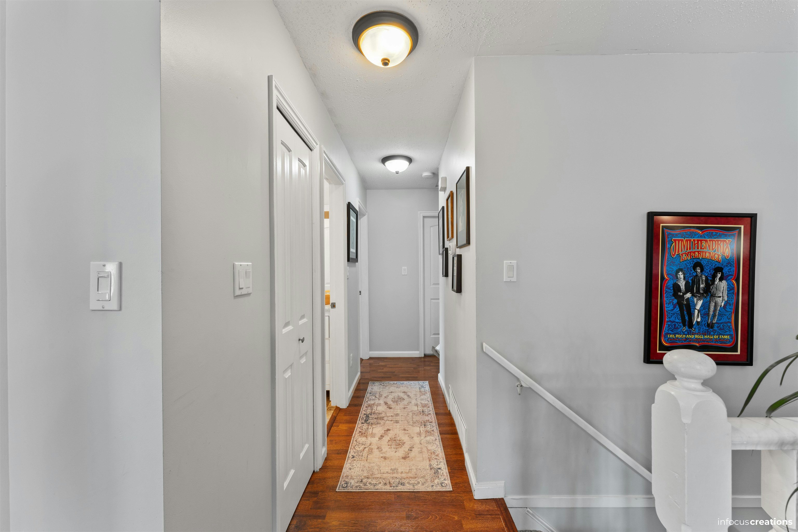 20445 Thorne Avenue, Maple Ridge, BC, V2X 8V1 - 20