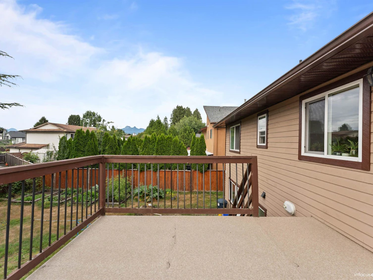 20445 Thorne Avenue, Maple Ridge, BC, V2X 8V1 - 28